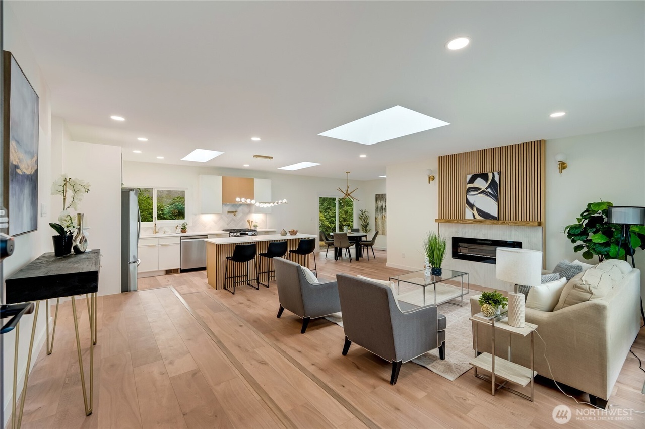 Updated living and dining space